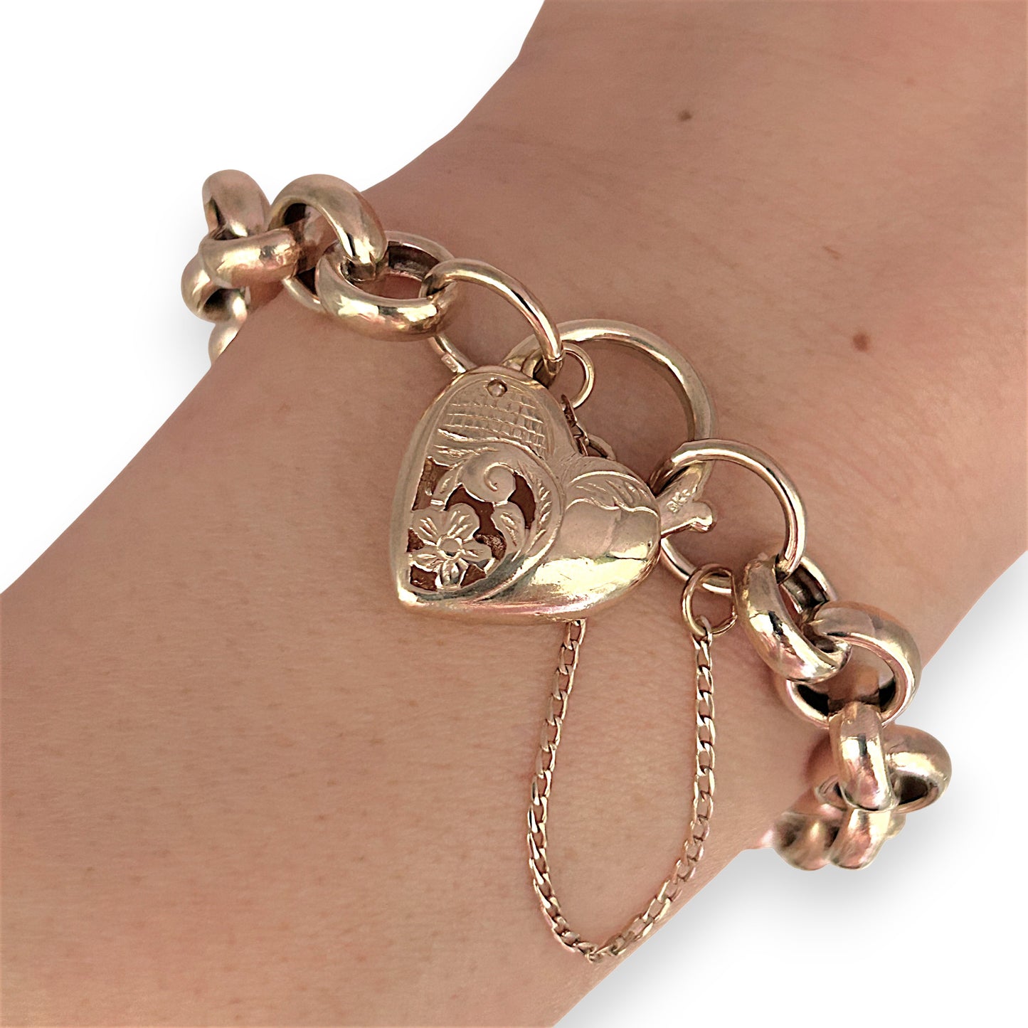 GOLD DEAL | 9ct (9K) Gold Refurbished Vintage Belcher 18cm Bracelet with Heart Padlock