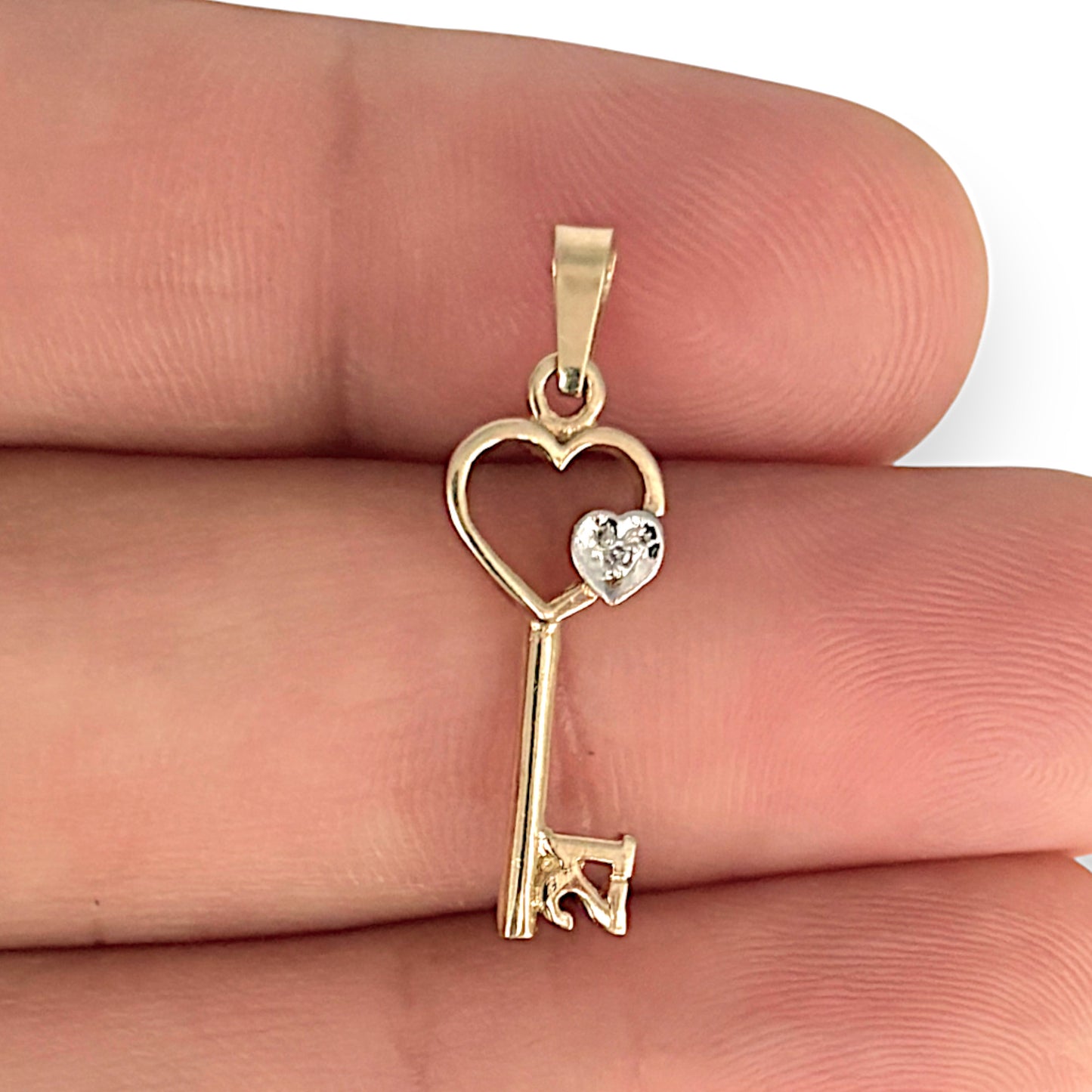 GOLD DEAL | 9K Gold 21st Heart Key Pendant