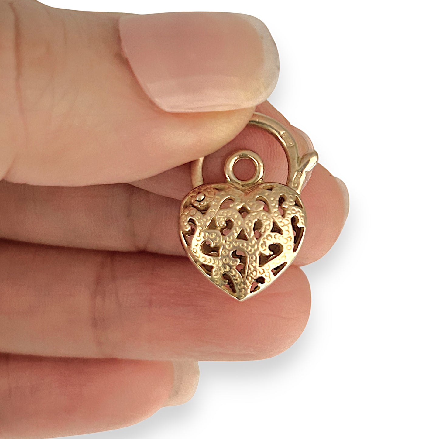 GOLD DEAL | 9ct (9K) Gold Lockheart Lace Filigree Heart Padlock