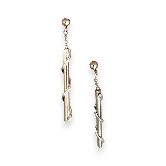 GOLD DEAL | 9ct (9K) White Gold Twisted Bar Dangle Earrings
