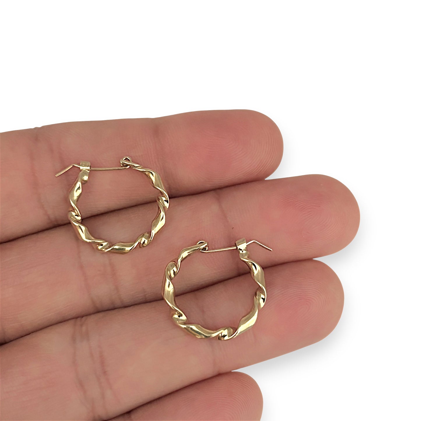 GOLD DEAL | FLASH SALE 9ct (9K) Gold Twisté Hoop Earrings 18.4mm