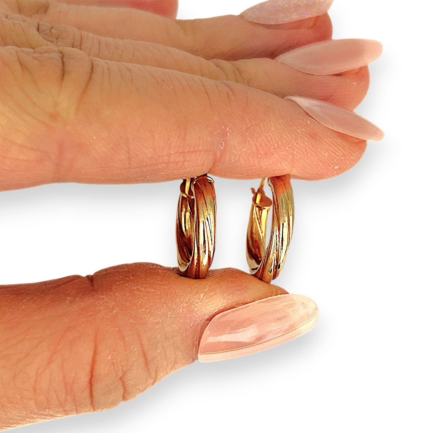 GOLD DEAL | 9ct (9K) Gold Refurbished Everyday Swirl Hoop Earrings 16.9mm x 2.9mm