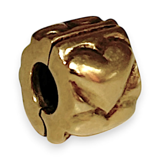 14K Gold Pandora Hearts Solid Gold Clip Charm. R # 1158