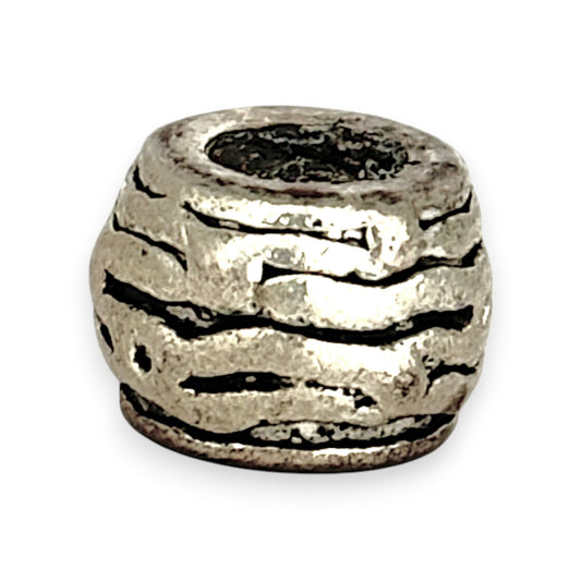 SILVER DEAL | Sterling Silver Bead Charm - Wavy Wrap Barrel