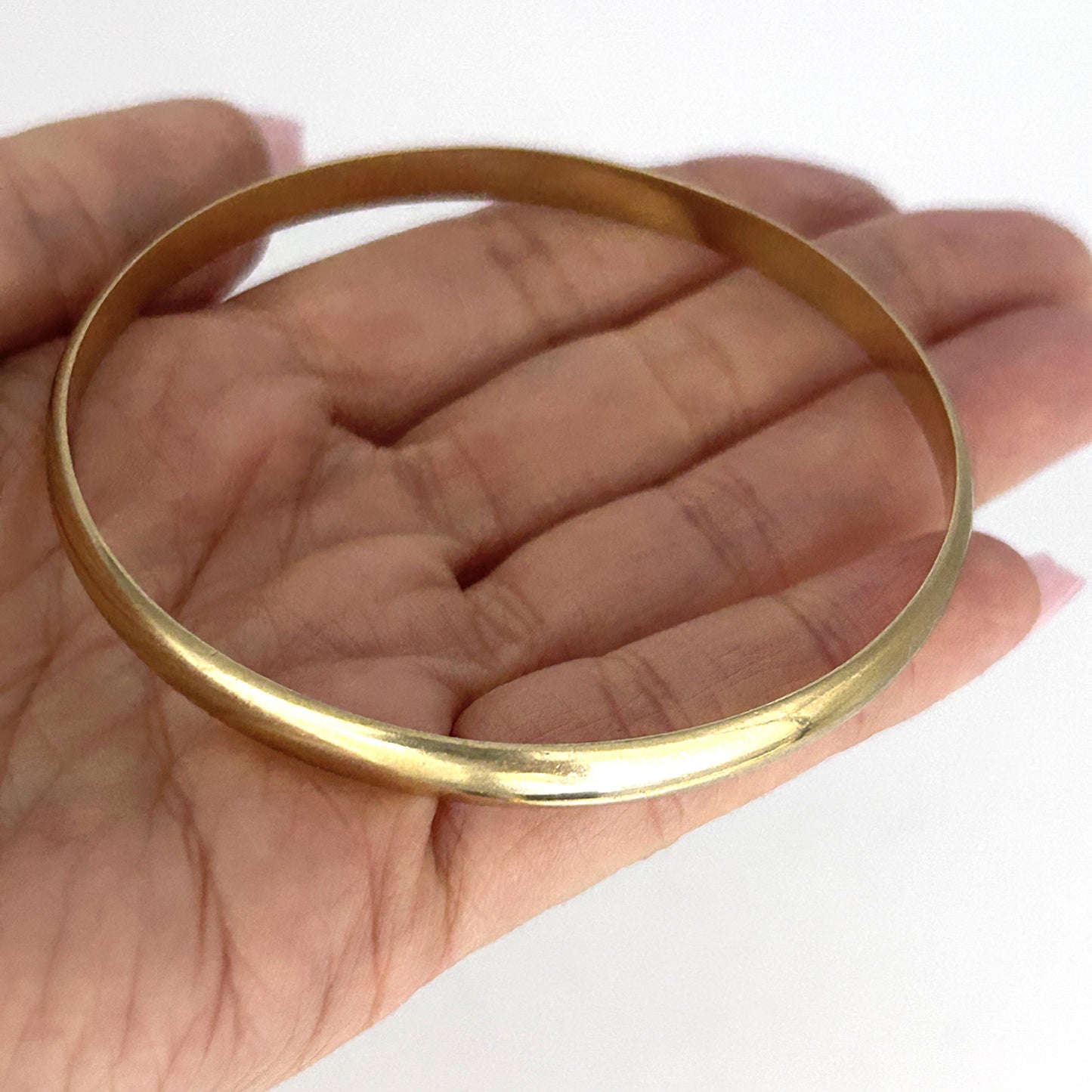 GOLD DEAL | 9ct (9K) NZ Gold Radiance Classic Bangle 65.8mm
