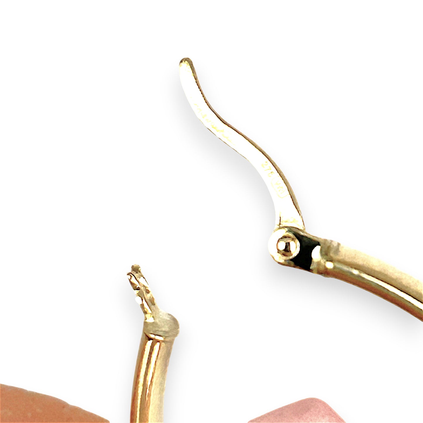 GOLD DEAL | 9ct (9K) Gold Ovoid Sculpted Hoop Earrings 29.3mm
