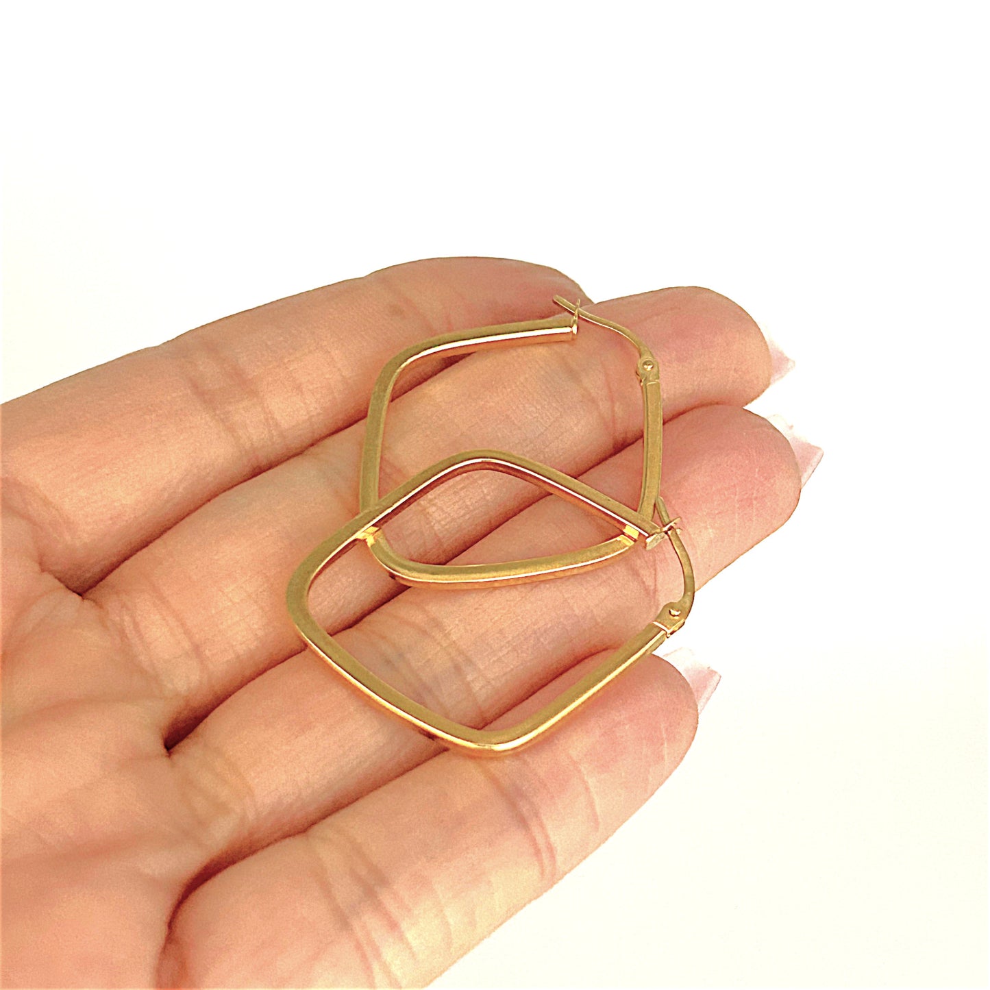 GOLD DEAL | 9ct (9K) Gold Soft Square Silhouette Hoop Earrings 32.9mm