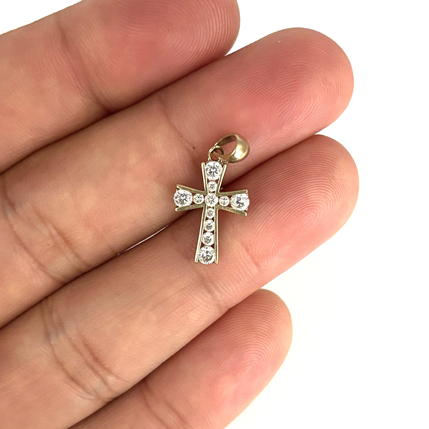GOLD DEAL | 9ct (9K) Gold Cross Pendant with Graduated CZ Stones 17.5mm