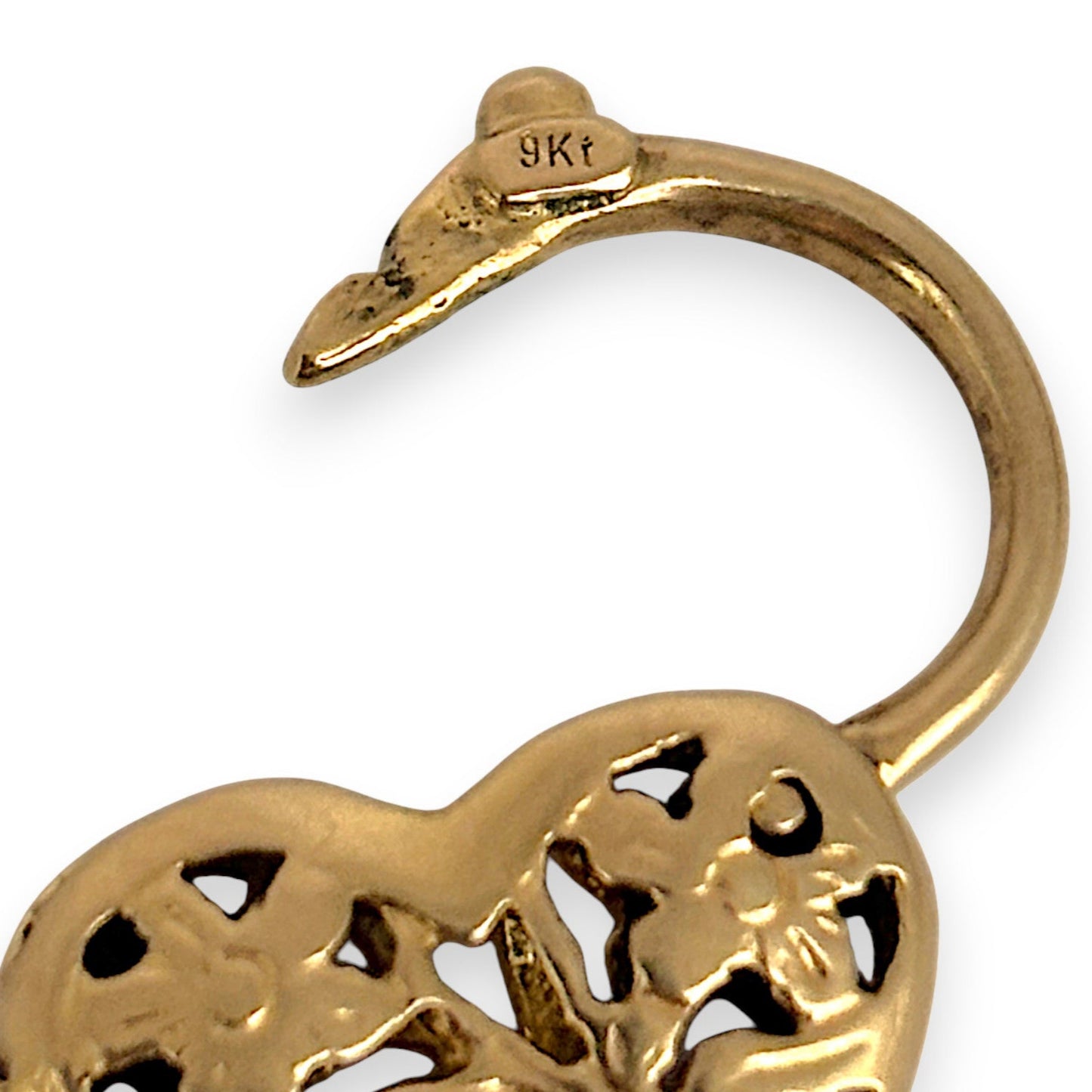 GOLD DEAL | 9ct (9K) Gold Blooming Heart Padlock Pendant with Floral Filigree