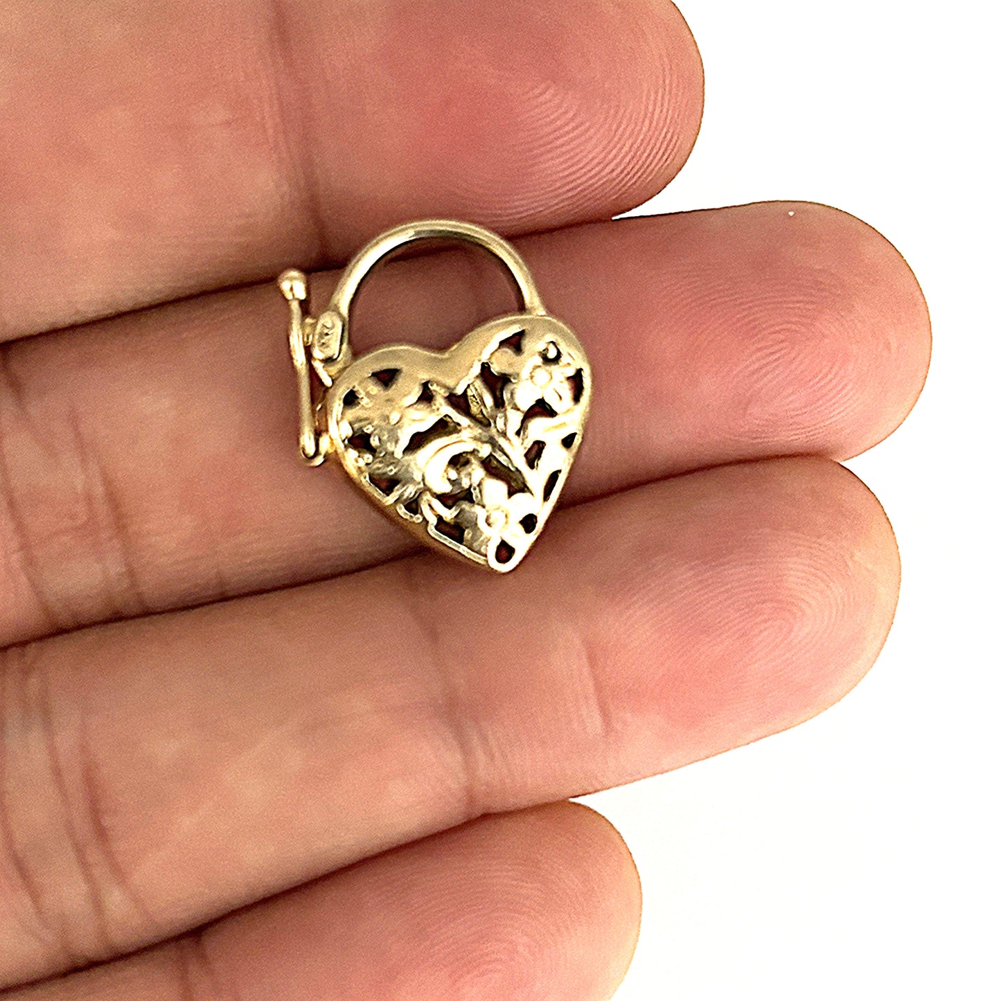 GOLD DEAL | 9ct (9K) Gold Blooming Heart Padlock Pendant with Floral Filigree