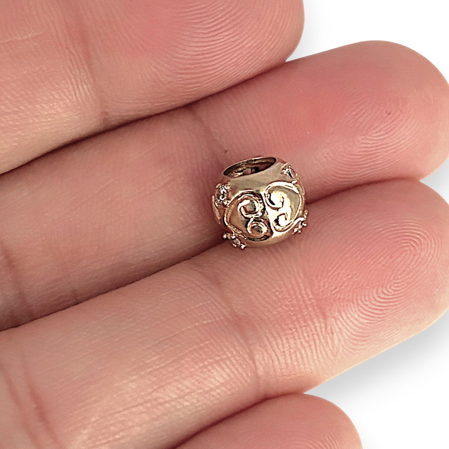 GOLD DEAL | 9ct (9K) Gold Bead Charm - Regal Swirl Gem