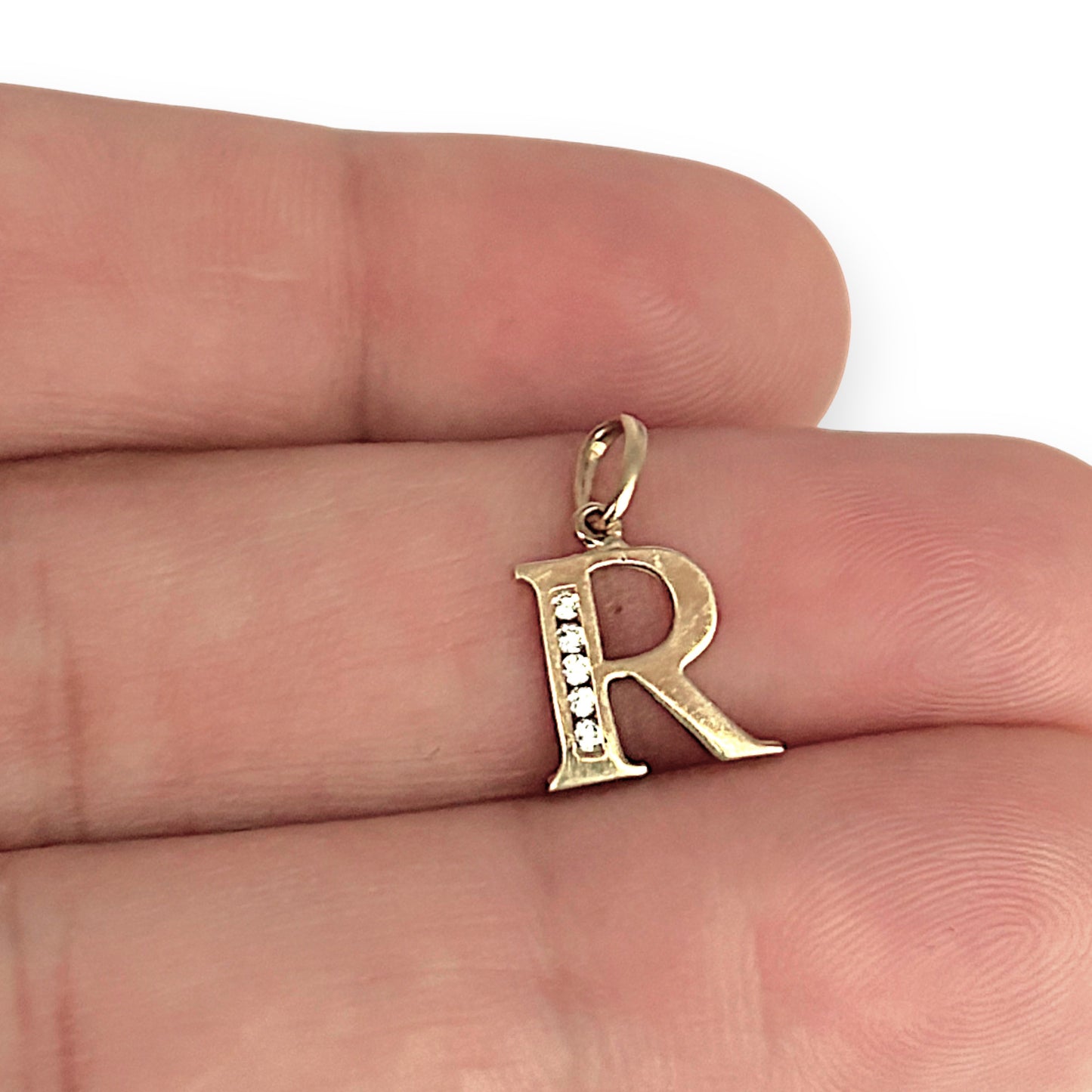 GOLD DEAL | 9ct (9K) Gold Radiant " R " Pendant