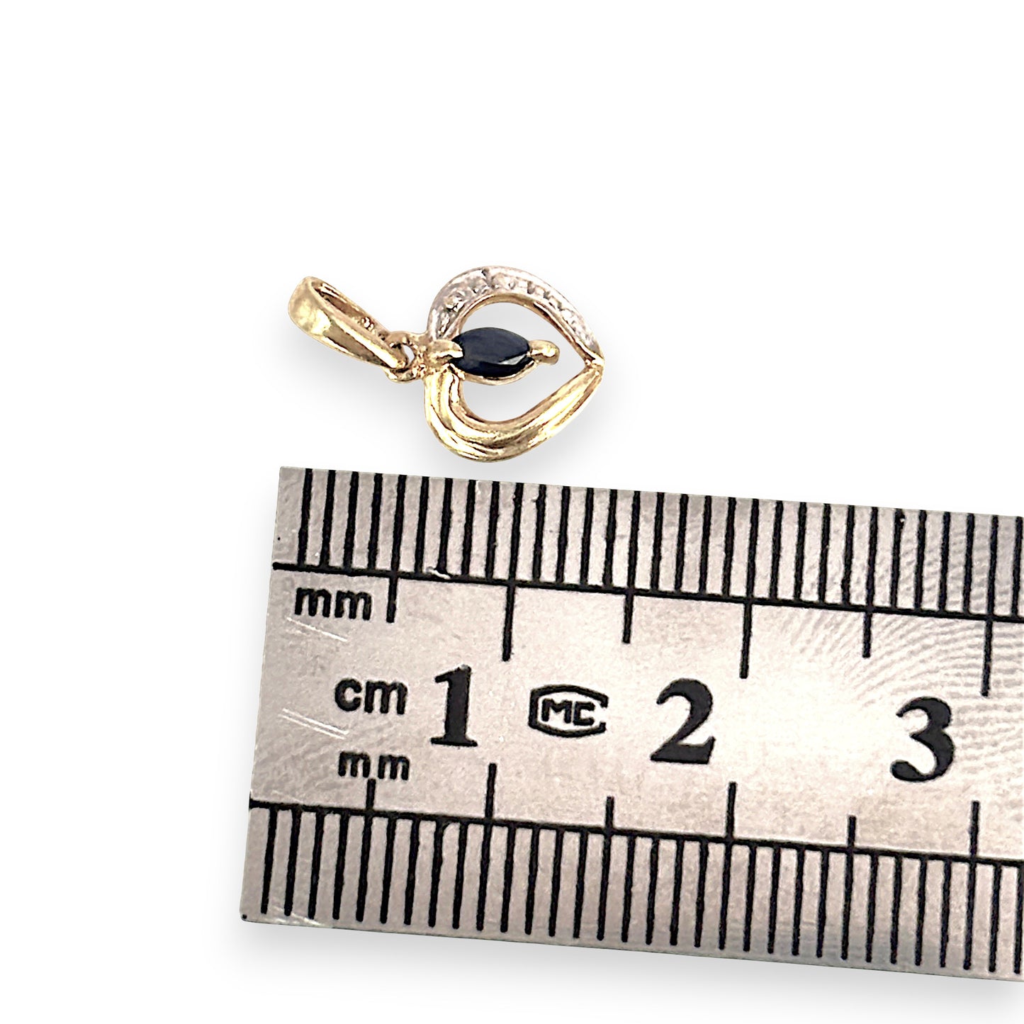 GOLD DEAL | 9ct (9K) Gold Sapphire Whisper Heart Pendant