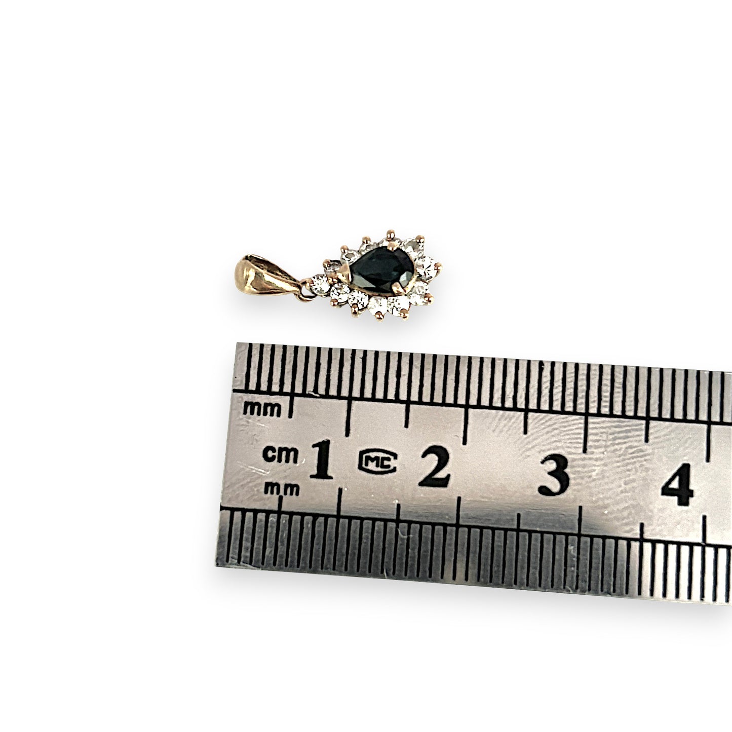 GOLD DEAL | 9ct (9K) Gold Shapphire Halo Pendant
