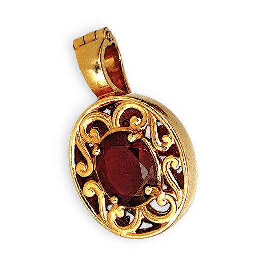 GOLD DEAL | 9ct (9K) Gold Vintage Filigree Ornate Red Garnet Lock Pendant