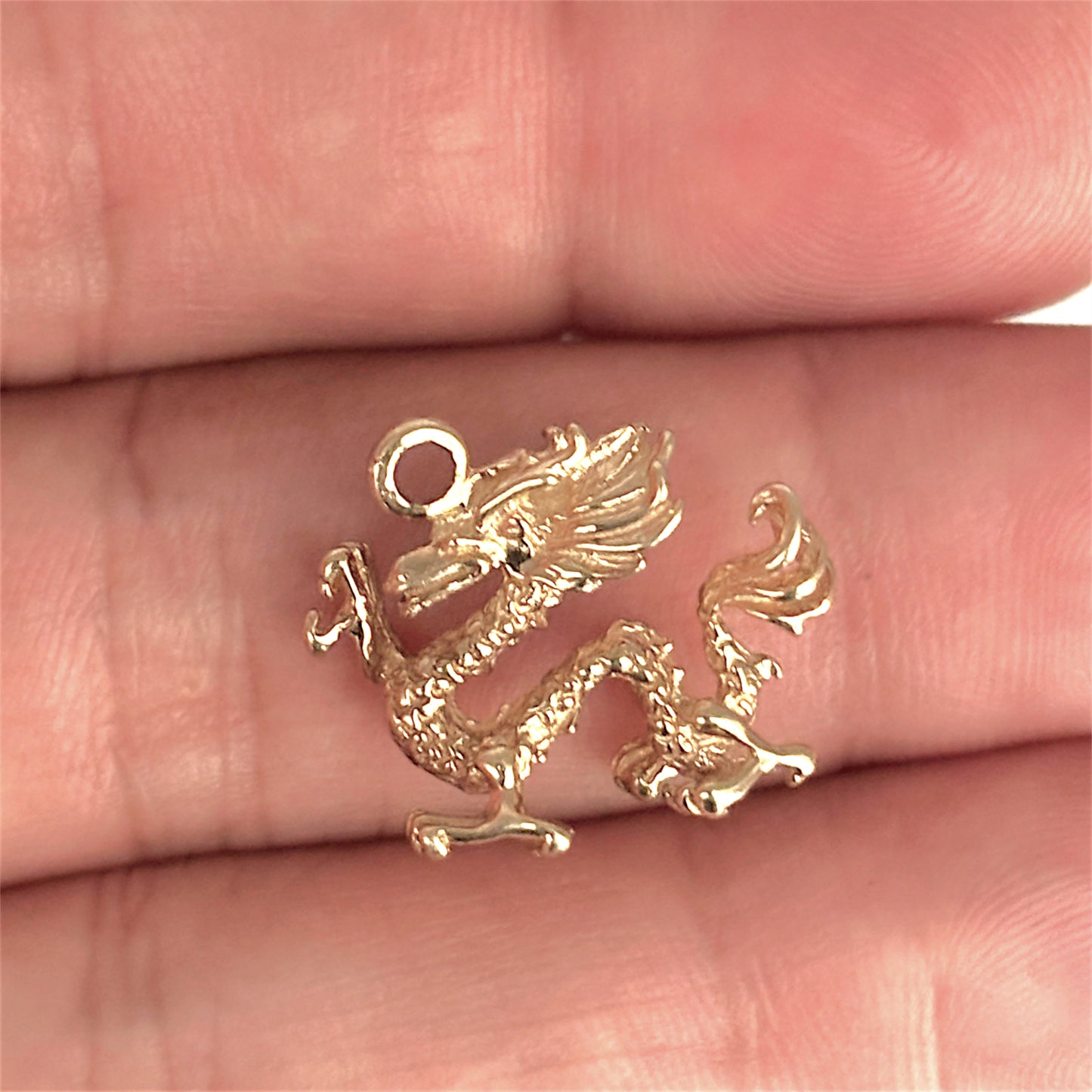 GOLD DEAL | 9ct (9K) Gold Dragon Pendant – Intricate Design Symbolizing Strength & Fortune