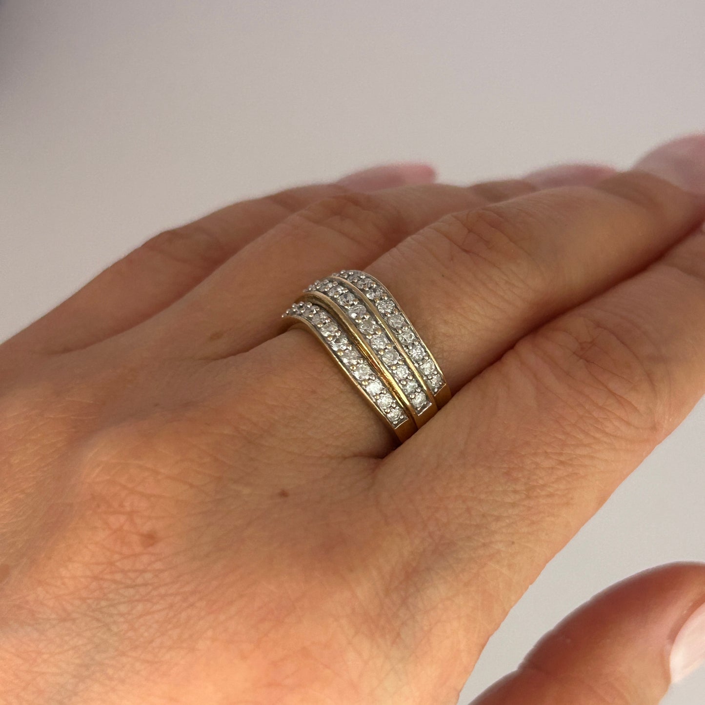 GOLD DEAL | FLASH SALE 9ct (9K) Gold Mesmerizing Diamond 0.75ct Dress Ring Valuation $2,450
