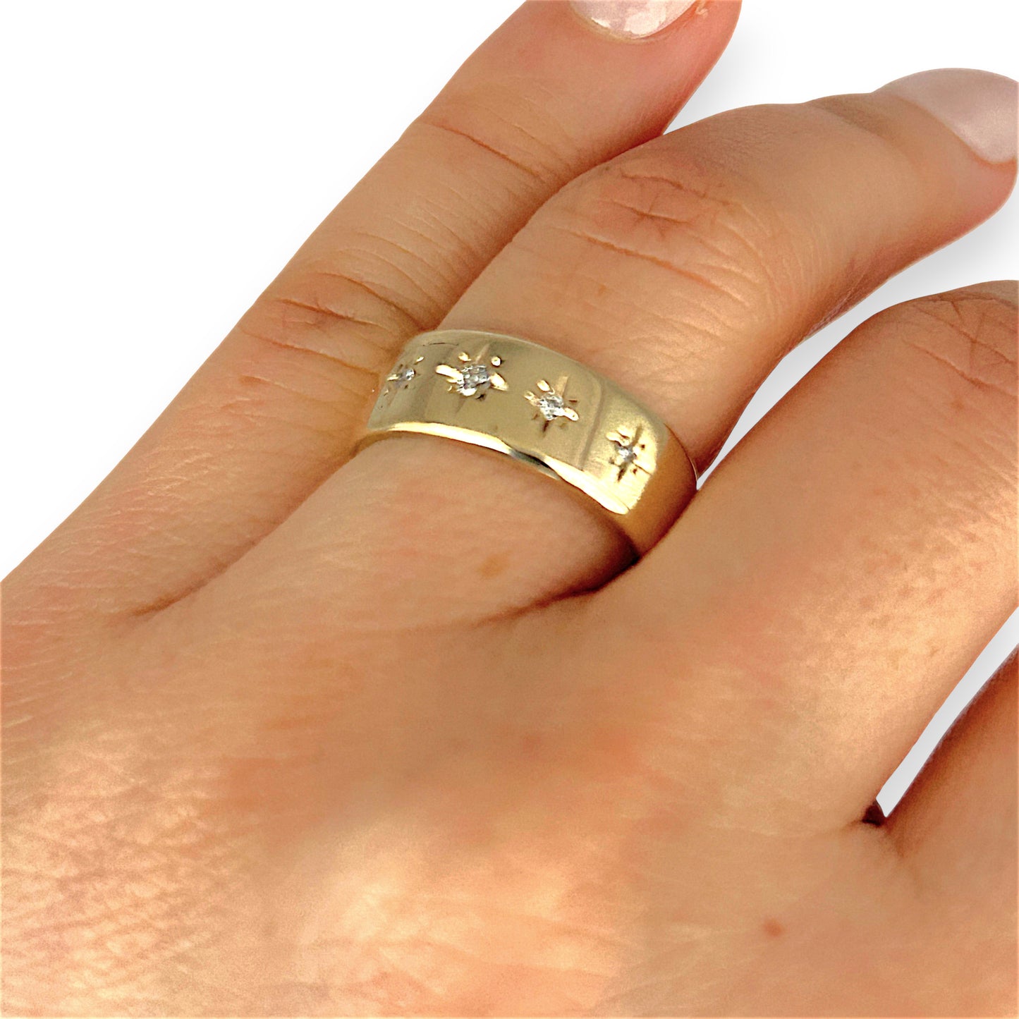 GOLD DEAL | 9ct (9K) Gold Diamond and Five Star Band Refurbished