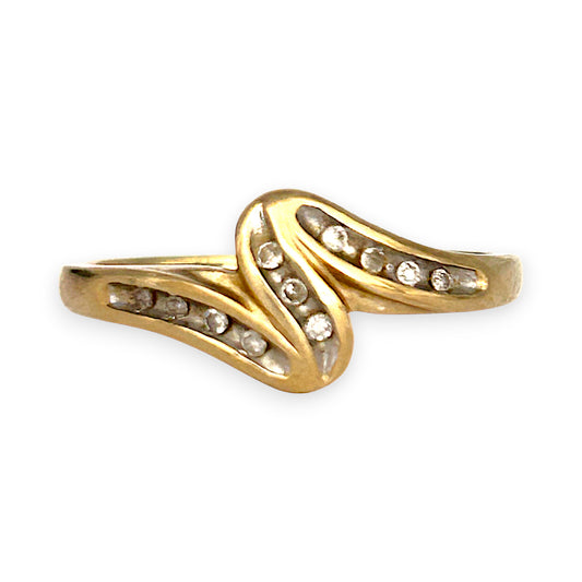 GOLD DEAL | 9ct (9K) Gold Twist of Brilliance Ring with Diamonds Size P 1/2