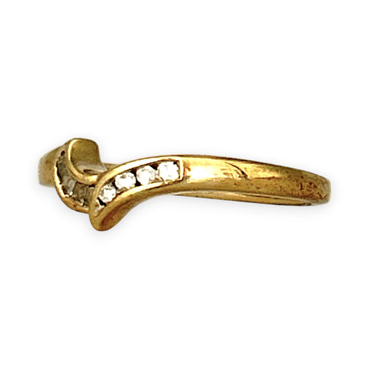 GOLD DEAL | 9ct (9K) Gold Asymmetrical Elegance with Round & Baguette Cuts Ring