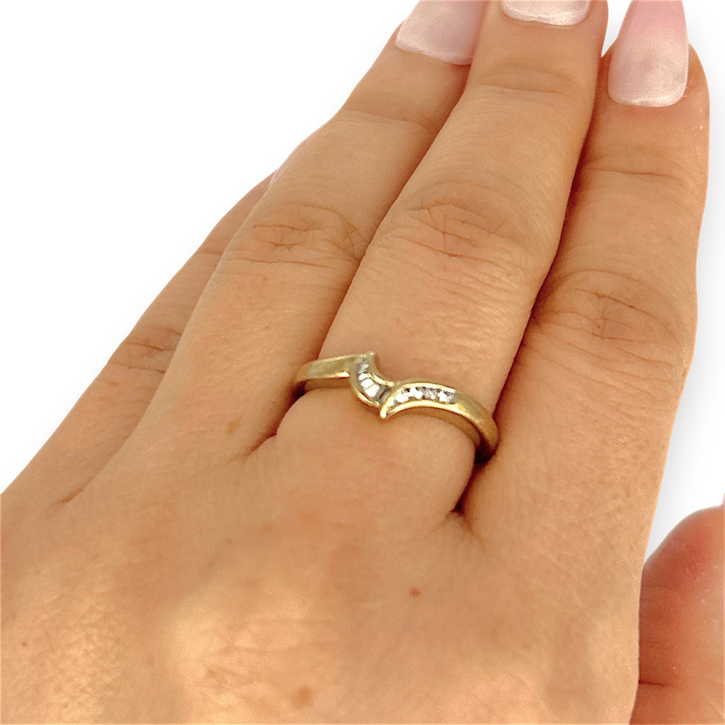 GOLD DEAL | 9ct (9K) Gold Asymmetrical Elegance with Round & Baguette Cuts Ring