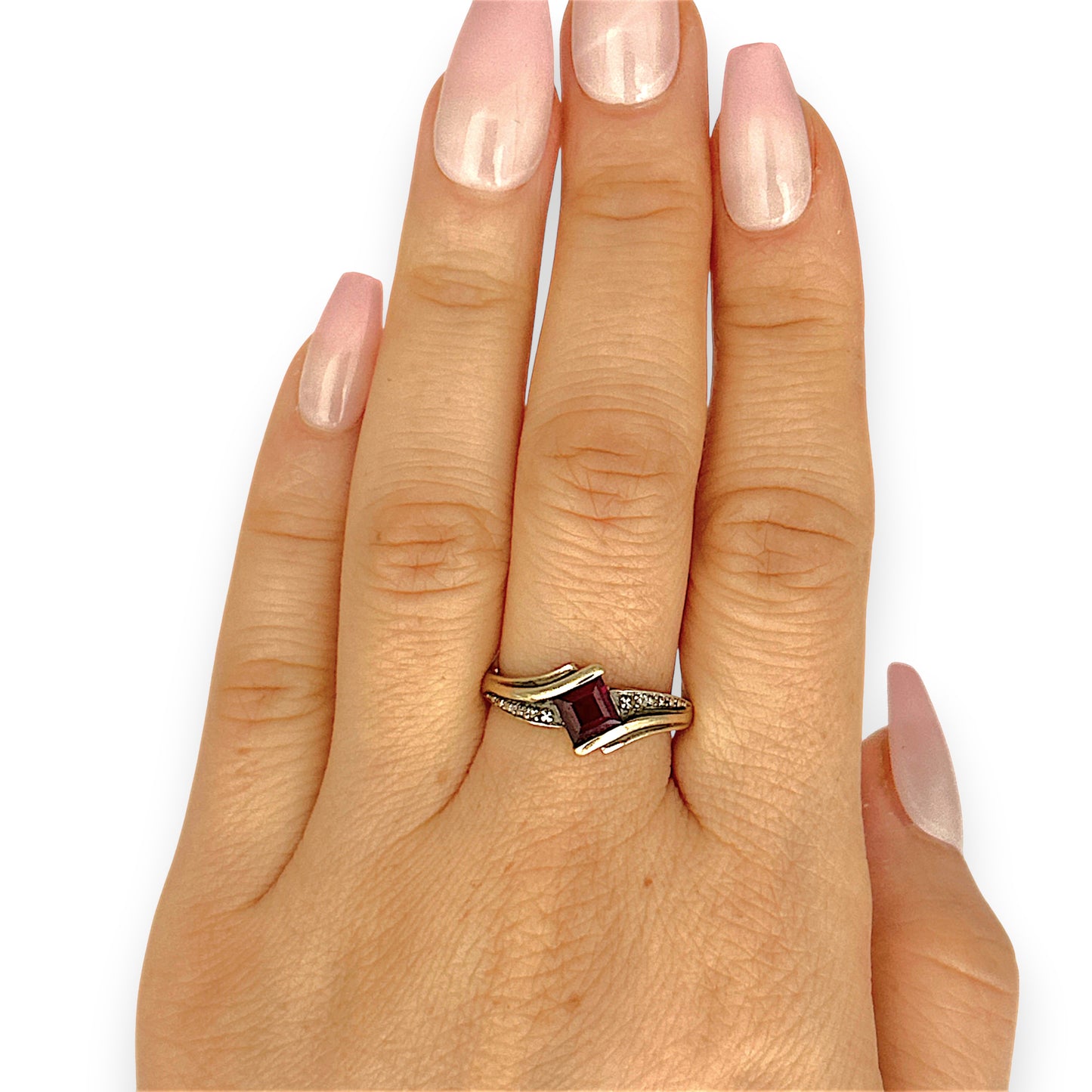 GOLD DEAL | 9ct (9K) Gold Pricess Cut Ruby & Diamond Ring