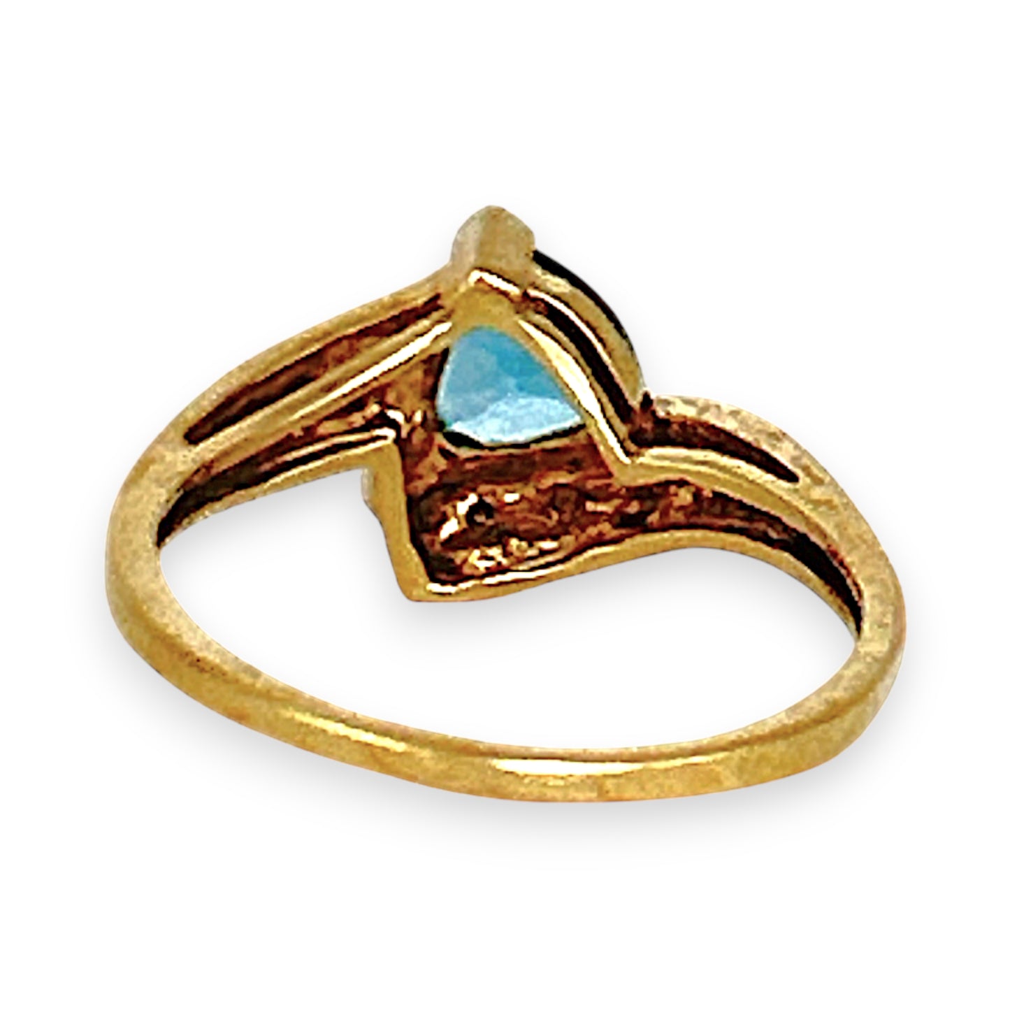 GOLD DEAL | 9ct (9K) Gold Triangular Cut Sparkle Blue Topaz & Diamond Ring