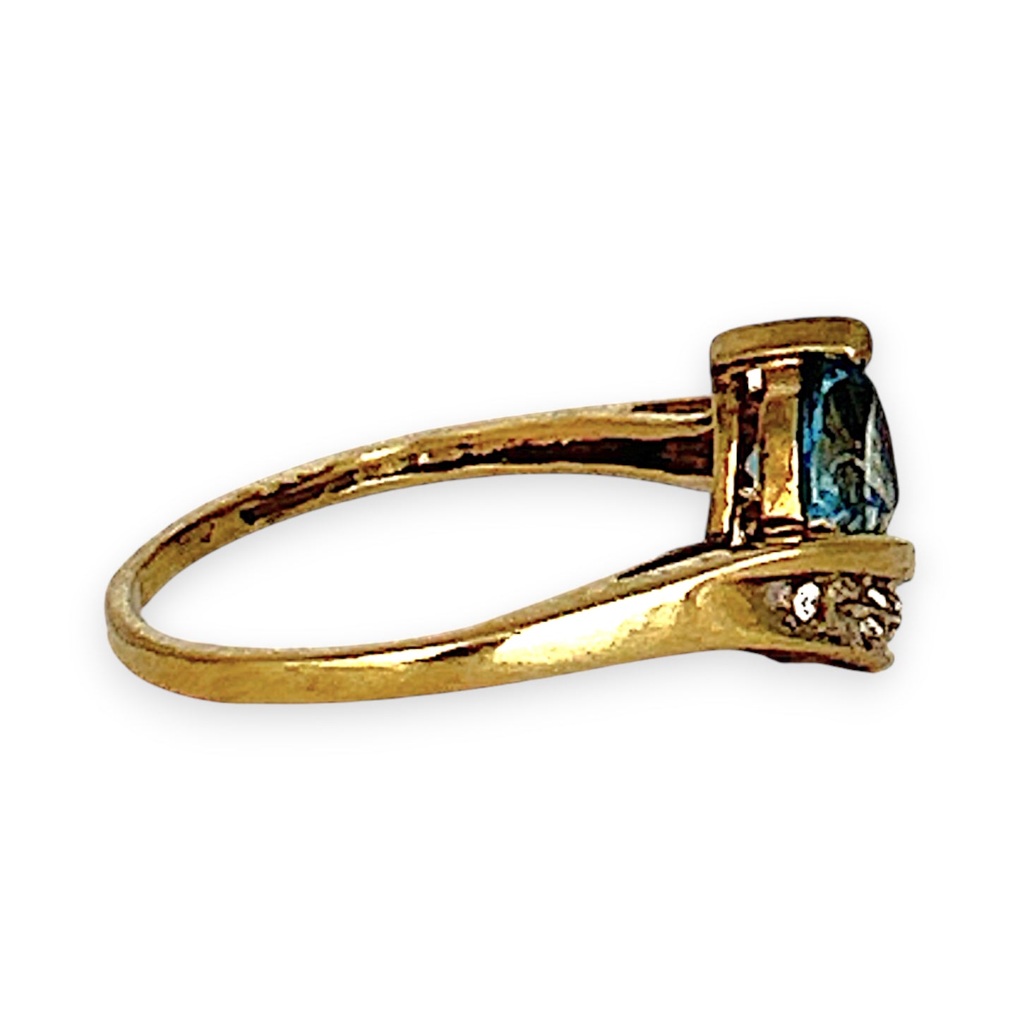 GOLD DEAL | 9ct (9K) Gold Triangular Cut Sparkle Blue Topaz & Diamond Ring
