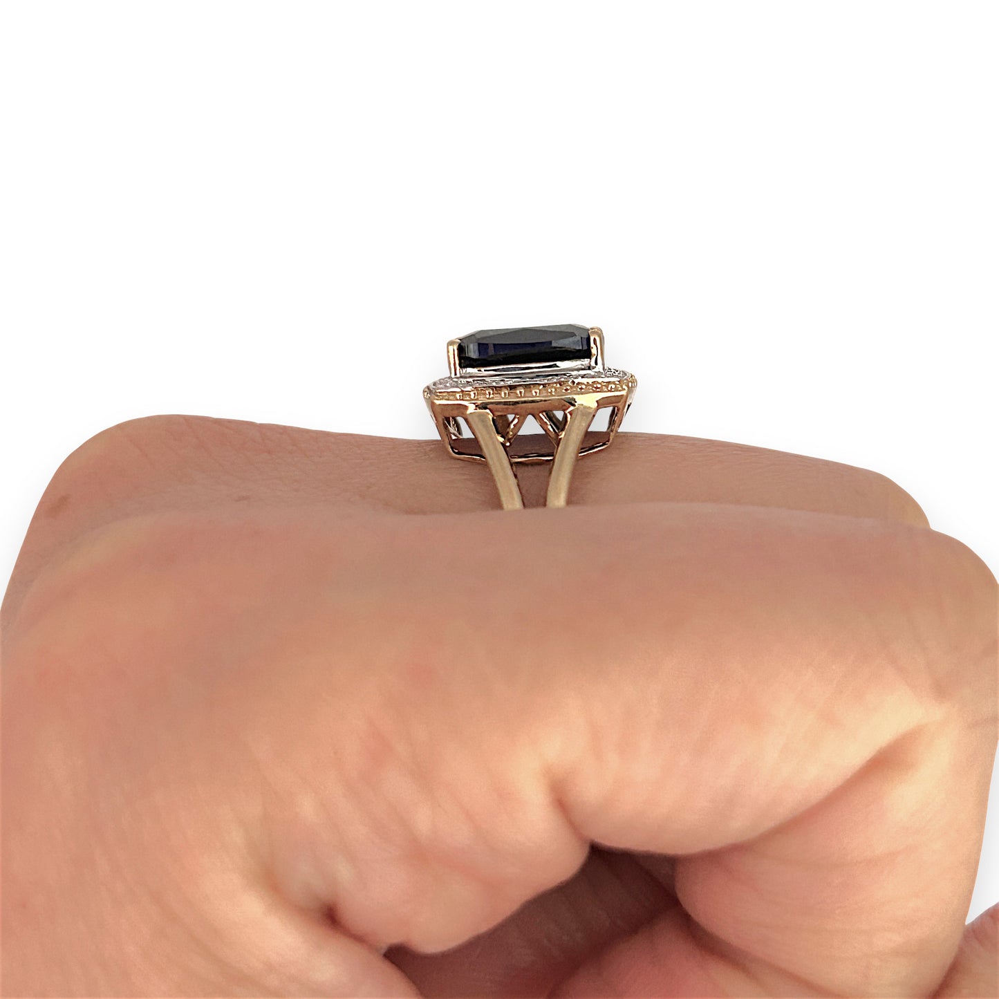 GOLD DEAL | FLASH SALE 9ct (9K) Gold Pristine Sapphire & Diamond Ring Valuation $1,275