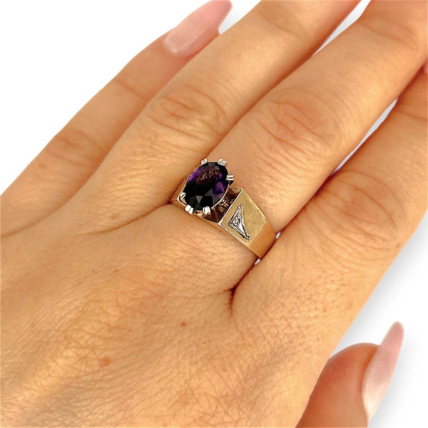 GOLD DEAL | 9ct Gold Vintage-Inspired Graceful Amethyst & Diamond Ring