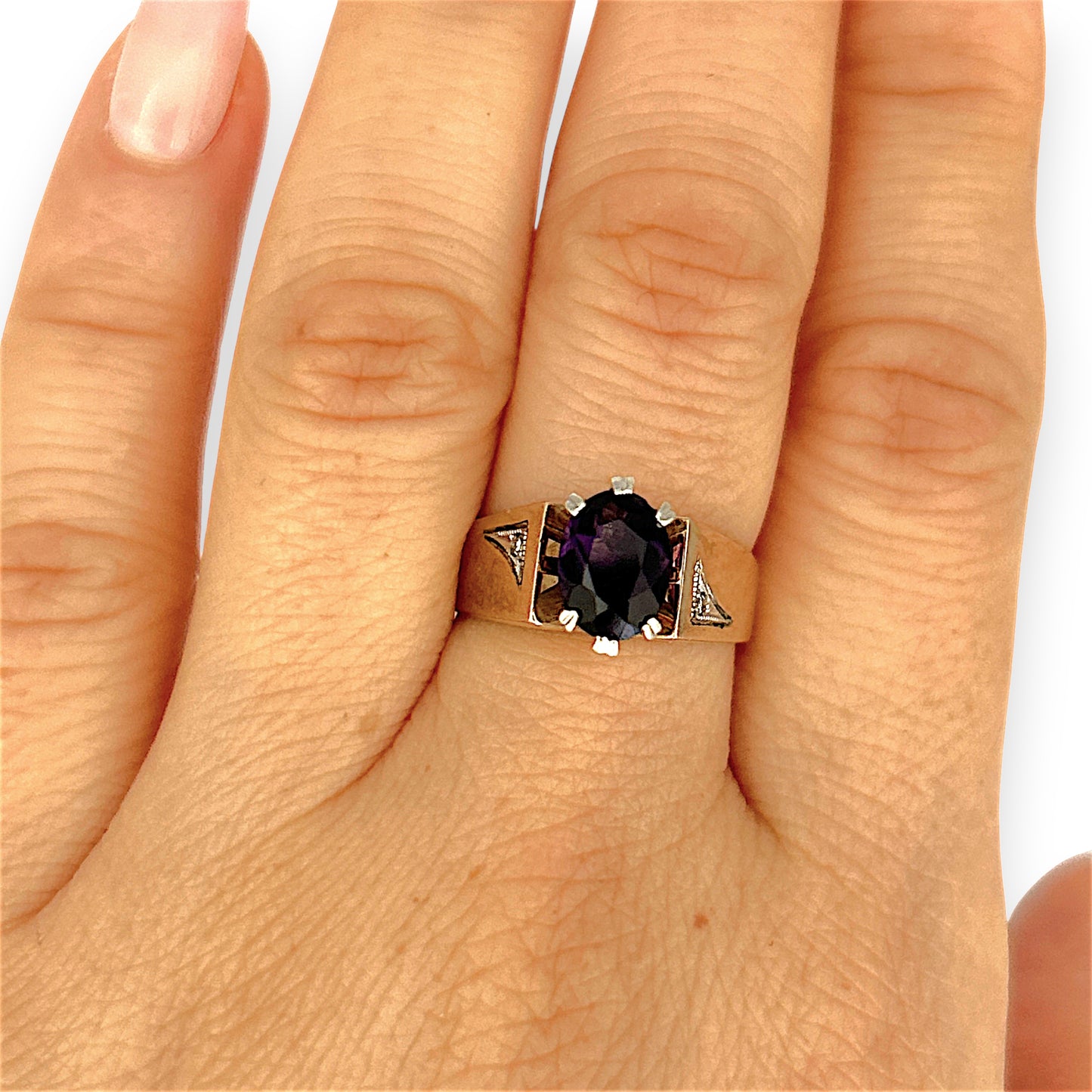 GOLD DEAL | 9ct Gold Vintage-Inspired Graceful Amethyst & Diamond Ring
