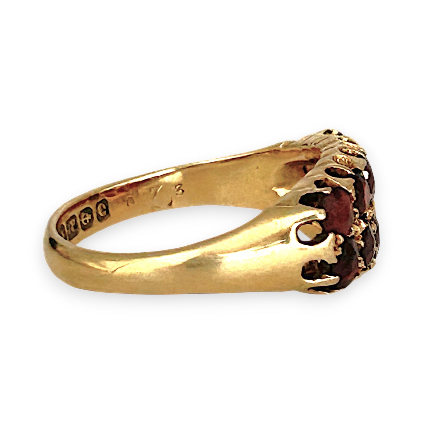 GOLD DEAL | 18ct Gold Vintage-Inspired Classic & Regal Garnet Ring