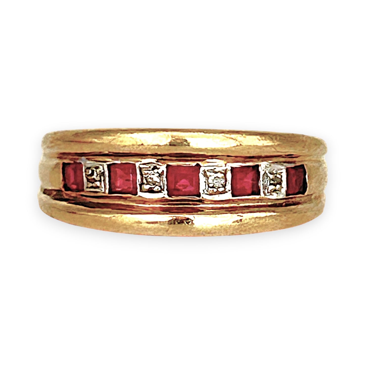 GOLD DEAL | 9ct (9K) Gold Ravishing Ruby & Diamond Ring