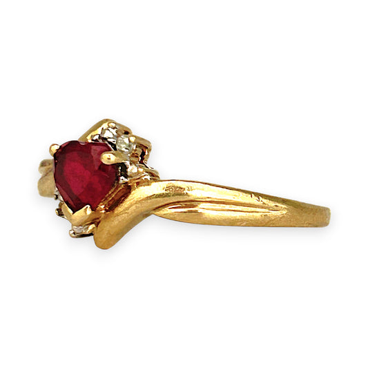 GOLD DEAL | 9ct Gold Heart-Shaped Ruby and Diamond Ring – A Promise in Crimson