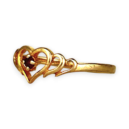 GOLD DEAL | 9ct Gold Heart Trio Ring With Reddish-Pink Ruby