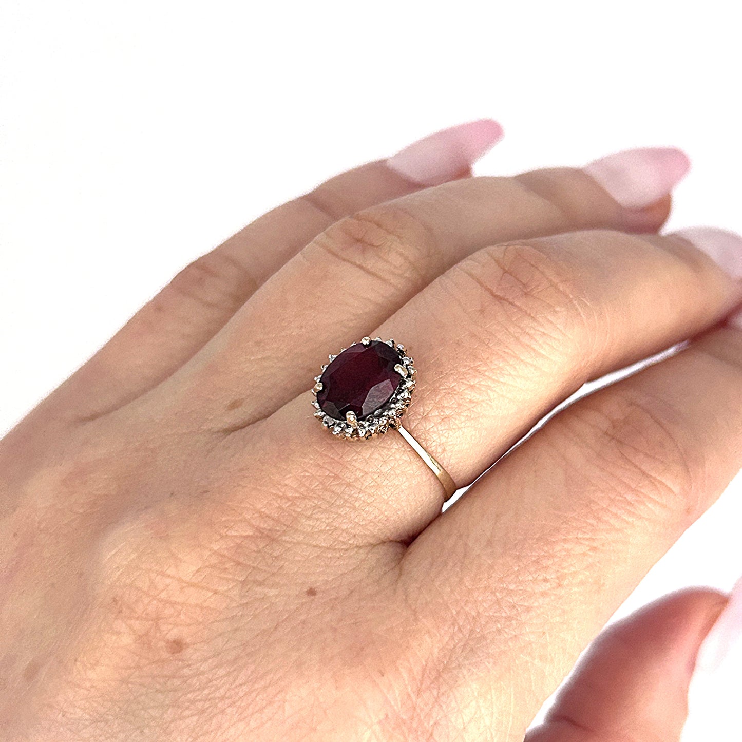 GOLD DEAL | 10ct (10K) Gold Ember Garnet & Diamond Halo Ring Size L 1/2