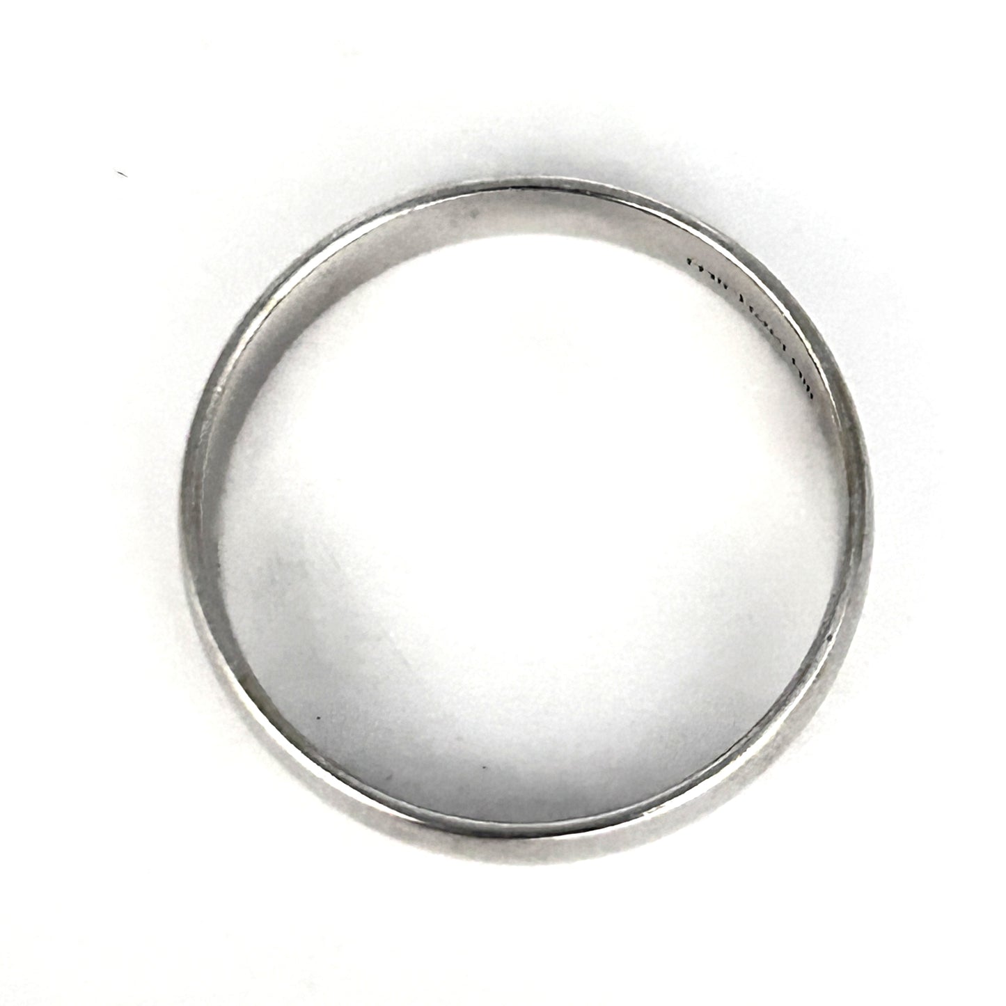 GOLD DEAL | 10ct (10K) White Gold Michael Hill Lustre Band Ring Size T