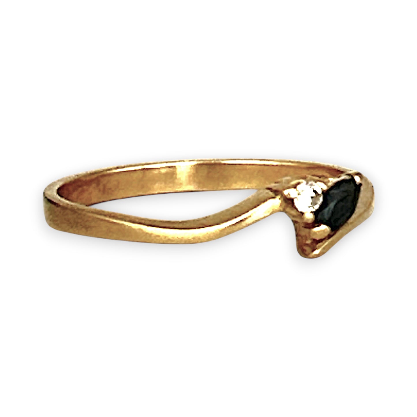 GOLD DEAL | 18ct Gold Celeste Diamond and Sapphire Ring Size M 1/2