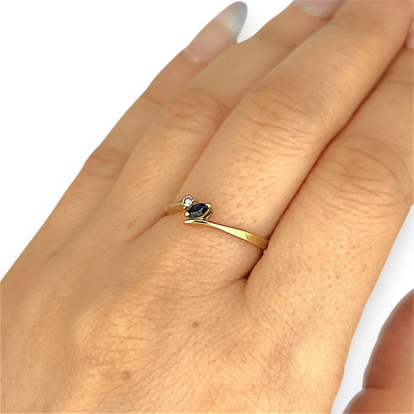 GOLD DEAL | 18ct Gold Celeste Diamond and Sapphire Ring Size M 1/2