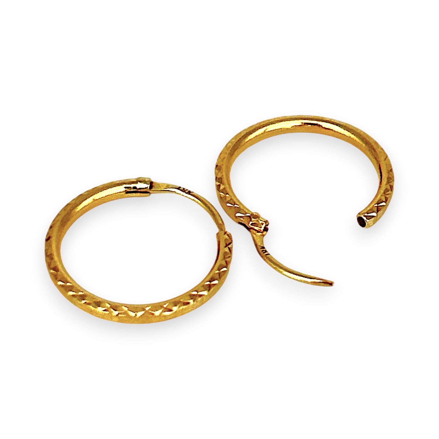 GOLD DEAL | 18ct Gold Diamond Cut Fashion Hoop Earrings 17.6mm