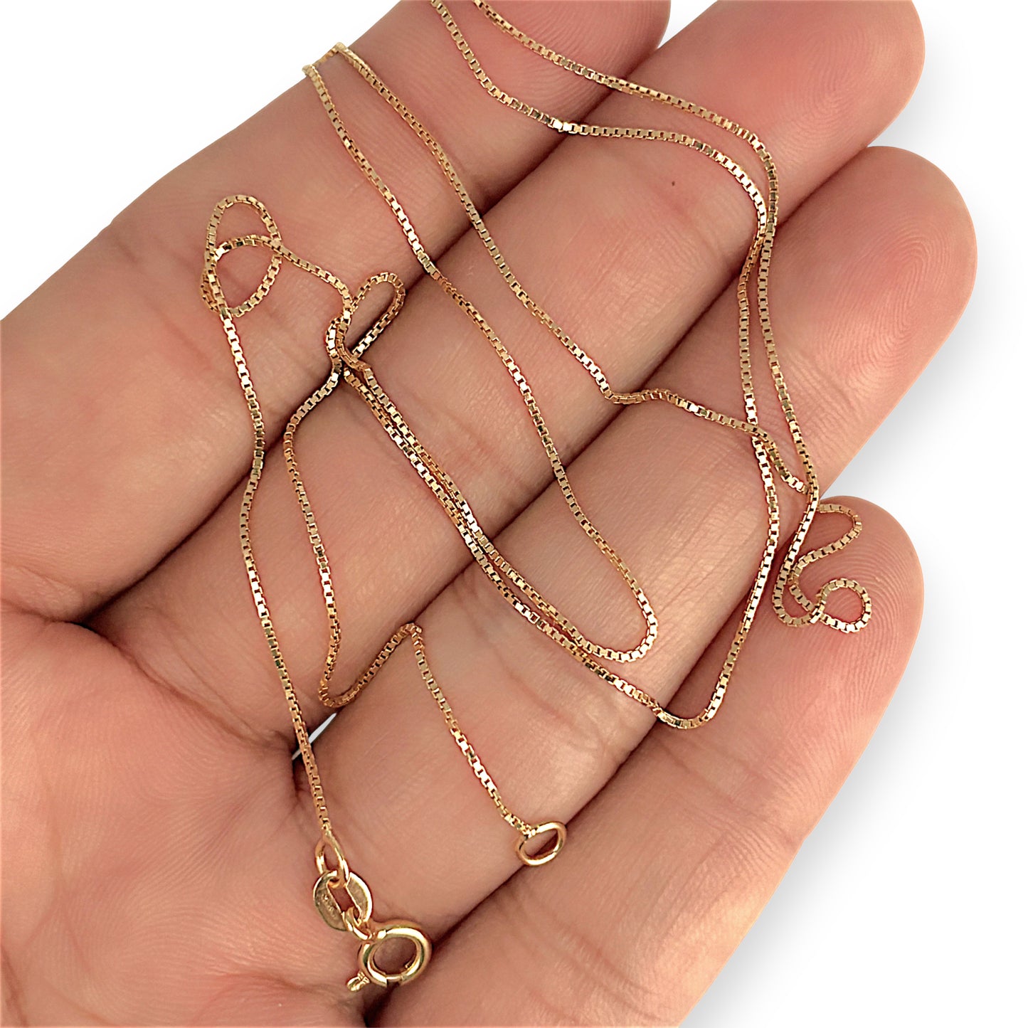 GOLD DEAL | 18ct Gold Graceful Sleek & Silken Box Chain 60cm