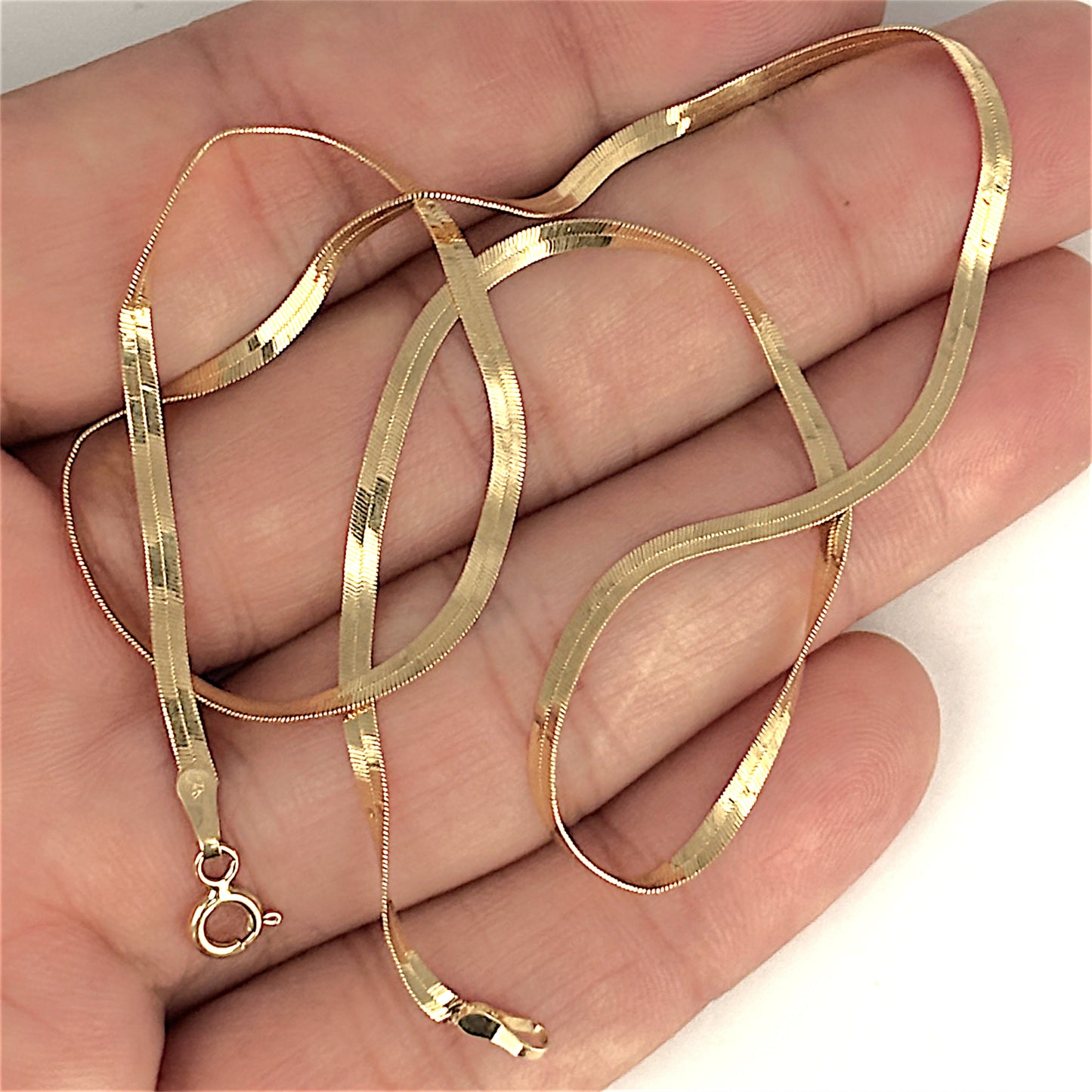 GOLD DEAL | 18ct Gold Hammered Herrinbone Chain 41cm