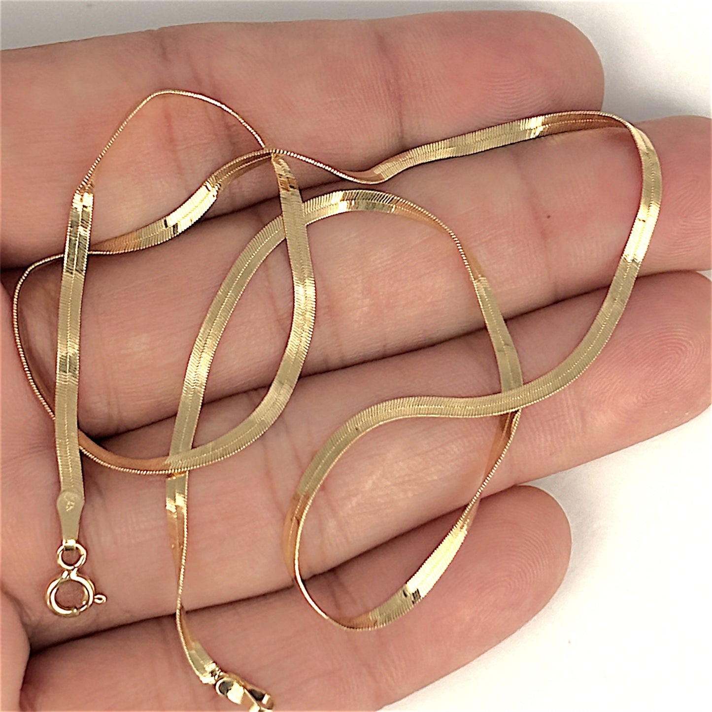 GOLD DEAL | 18ct Gold Hammered Herrinbone Chain 41cm