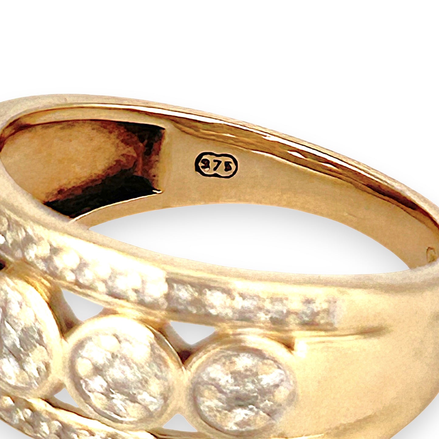 GOLD DEAL | 9ct (9K) Gold Haritage Sparkle Diamond 0.56ct Ring Valuation $2,100