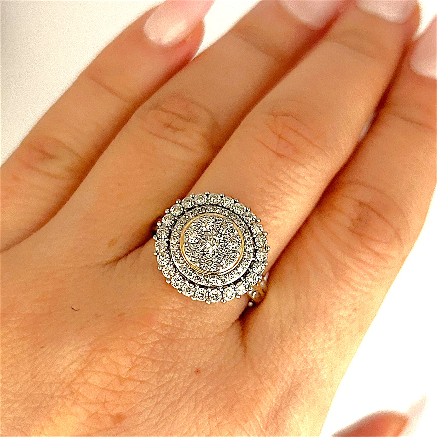 GOLD DEAL | 9ct (9K) Gold Cocktail Diamond 0.50ct Halo Cluster Ring Valuation $2,350