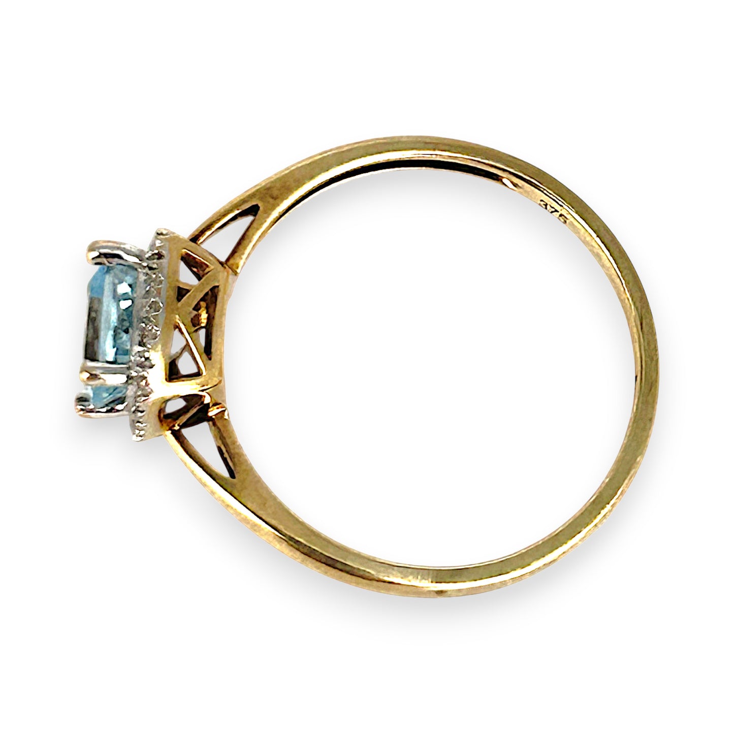 GOLD DEAL | 9ct (9K) Gold Affluent Elegance Aquamarine & Diamond Cluster Ring Valuation $1,100