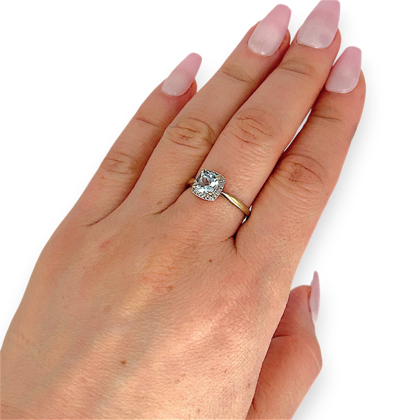 GOLD DEAL | 9ct (9K) Gold Affluent Elegance Aquamarine & Diamond Cluster Ring Valuation $1,100
