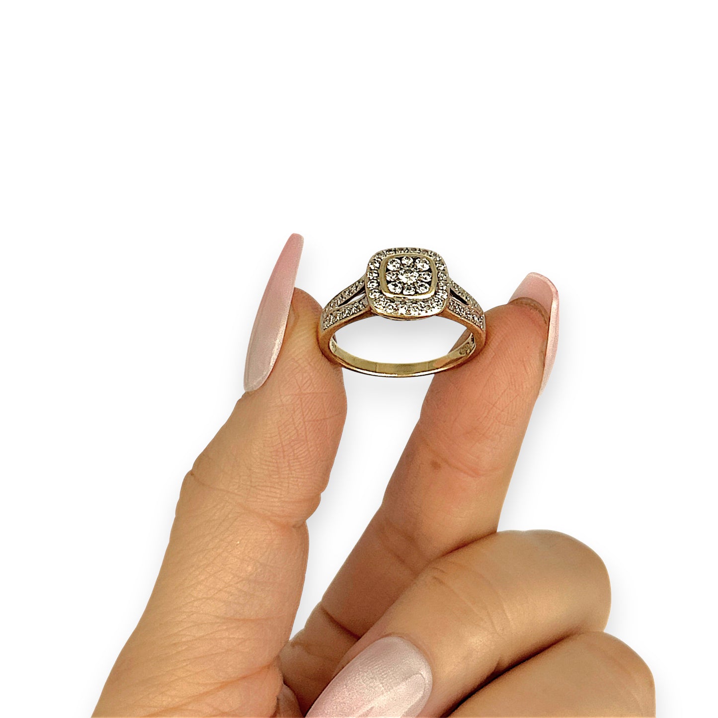 GOLD DEAL | 9ct (9K) Gold Regal Cluster 0.50ct Diamond Ring Valuation $2,275