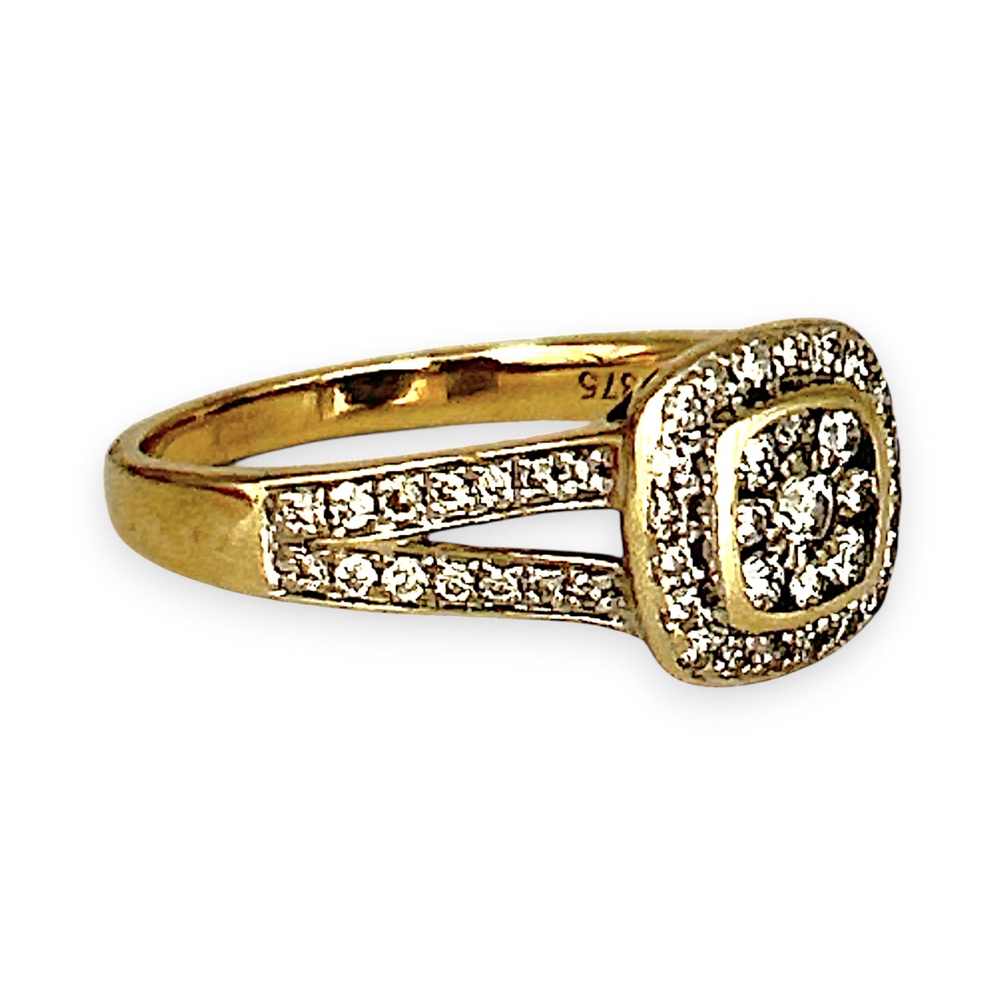 GOLD DEAL | 9ct (9K) Gold Regal Cluster 0.50ct Diamond Ring Valuation $2,275