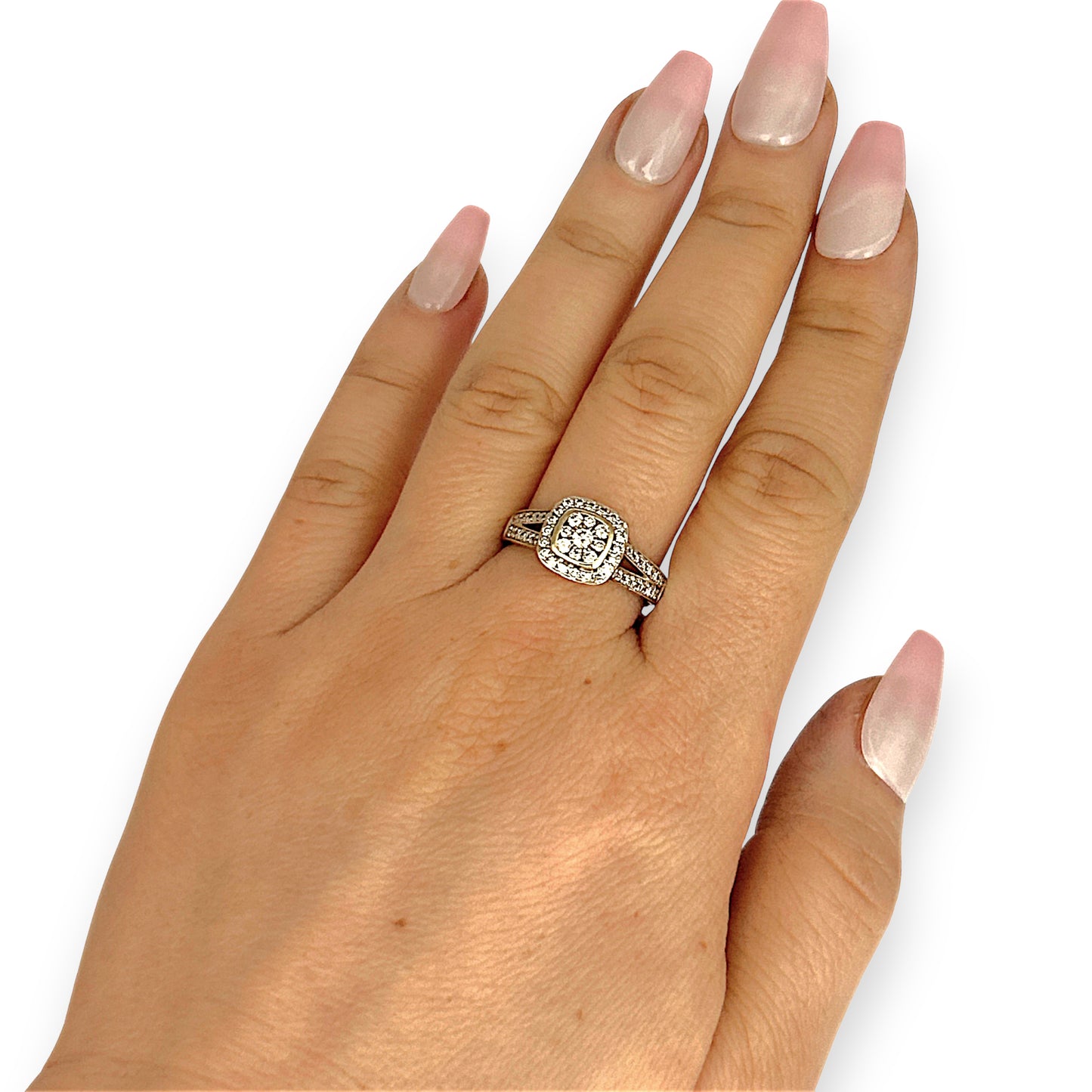 GOLD DEAL | 9ct (9K) Gold Regal Cluster 0.50ct Diamond Ring Valuation $2,275